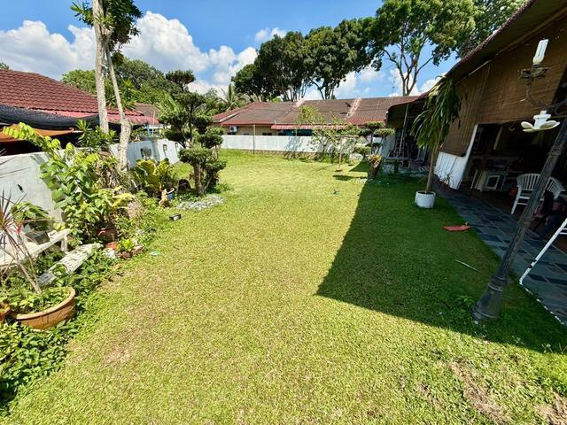 Kulai Bandar Putra Single Storey Corner Unit Facing Play Ground