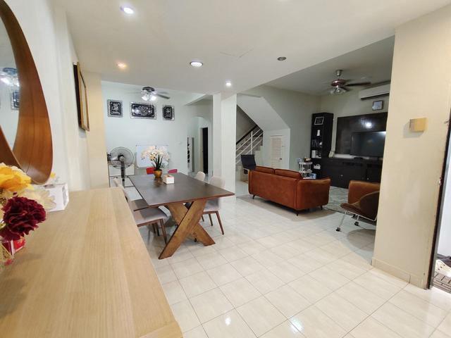 Kulai ioi 24x75 Enggang fully renovated double storey terrace house
