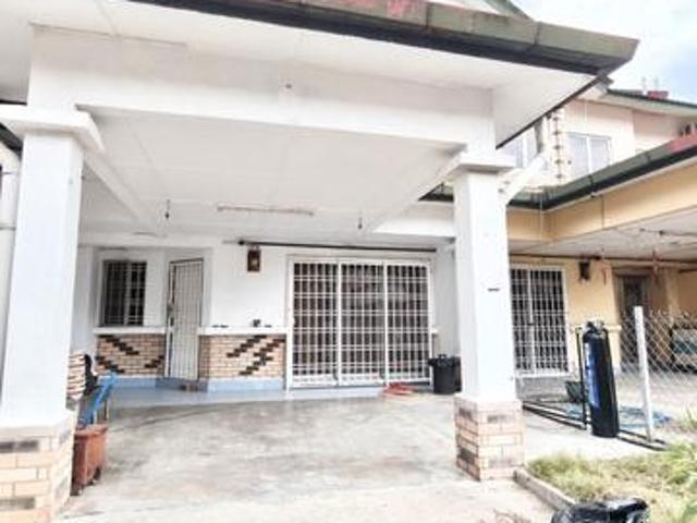 Kulai Indahpura Jalan Teratai Double Storey Terrace House For rent