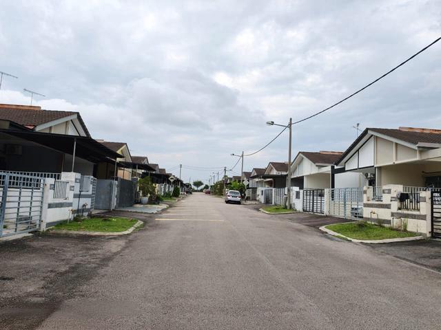 Kulai Indahpura Sena Gated Guarded single storey terrace house