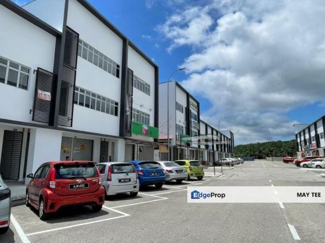 Kulai / Indahpura/ Pusat Komersial Indah / Jalan Kiambang / Double Storey Shop Office