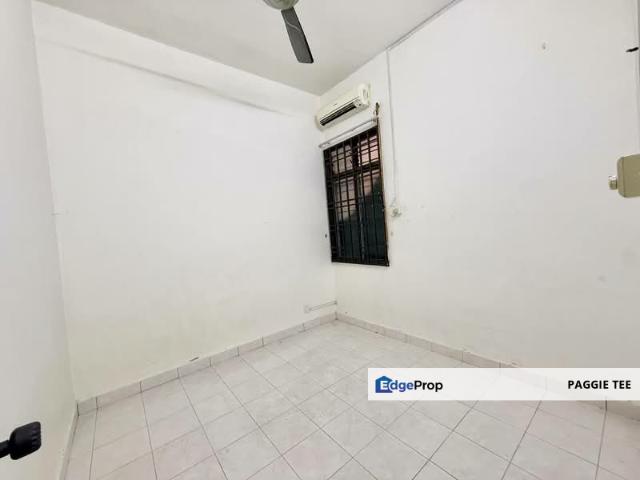 Kulai Jalan Merpati 2 Storey Terrace House For Sale