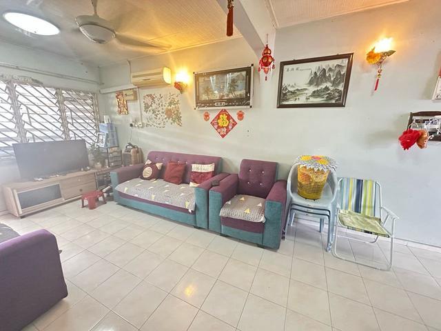 Kulai jalan saga single storey low cost 2beds sale