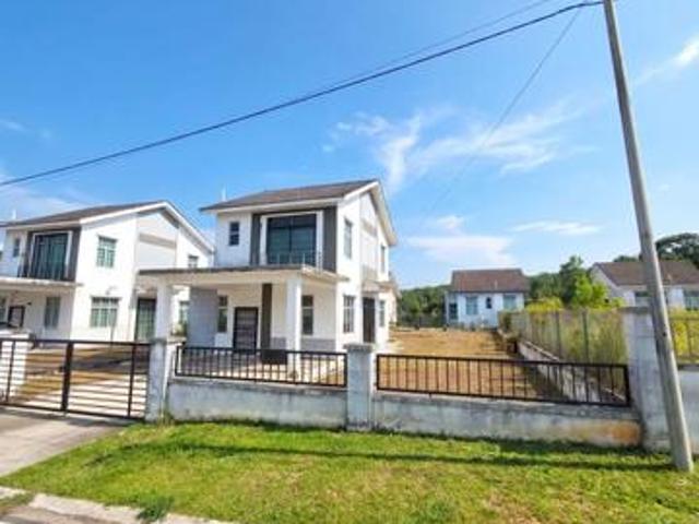 Kulai Kelapa Sawit Extra Large Bungalow Gated Guarded Hot Unit