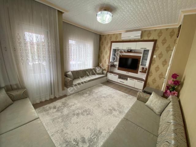 Kule Site'ye Yürüme Mesafesinde, 4+1 İçi Komple Yapılı Arakat