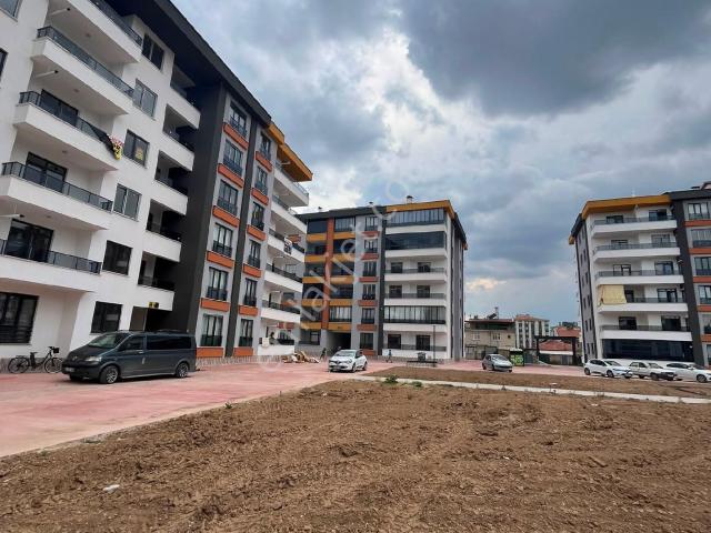 Kule 42 Emlak'dan 4+1 Arakat