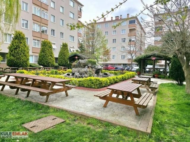 Kule'den | Uygarkent'te Güvenlik, Otoparklı 3+1 Ara Kat