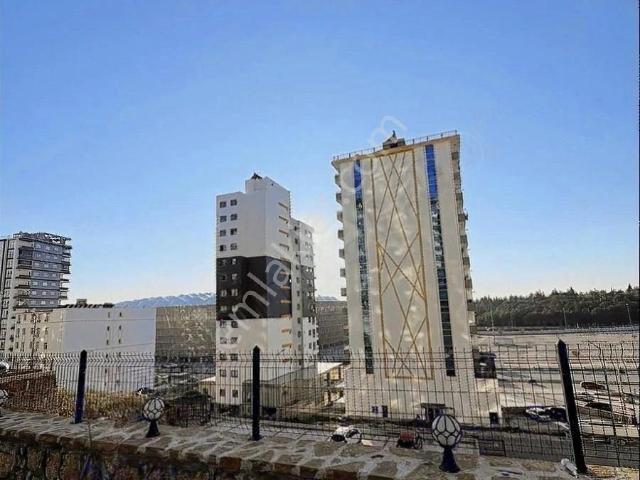 Kulepark~farkıyla~çarkıpare~de~hasarsız~1+1~stadyum~manzaralı~