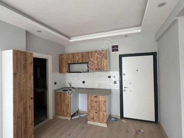 Kulepark~farkıyla~çok~geniş~40~m2net~oturumlu~1+1~hemen~teslim