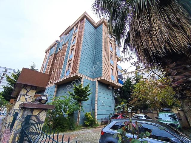 Kurtköy De Satılık 2+1 Arakat Daire