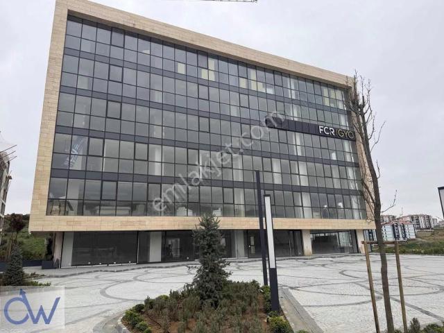 Kurtköy Fgm Ramada Plazada Acil Satılık Ofis