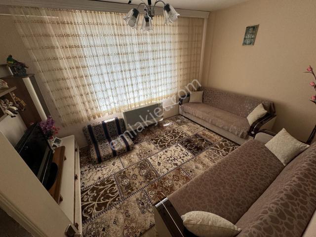 Kurtuluş Mah. 3 Kat 2+1 Satılık Bina
