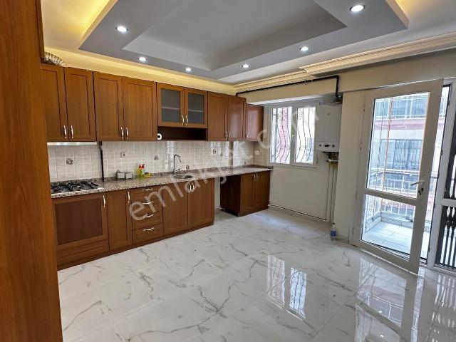 Kurtuluş Mah Satılık 4+1 Daire