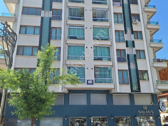 Kurtuluş Cad. 3+1 Kiralık