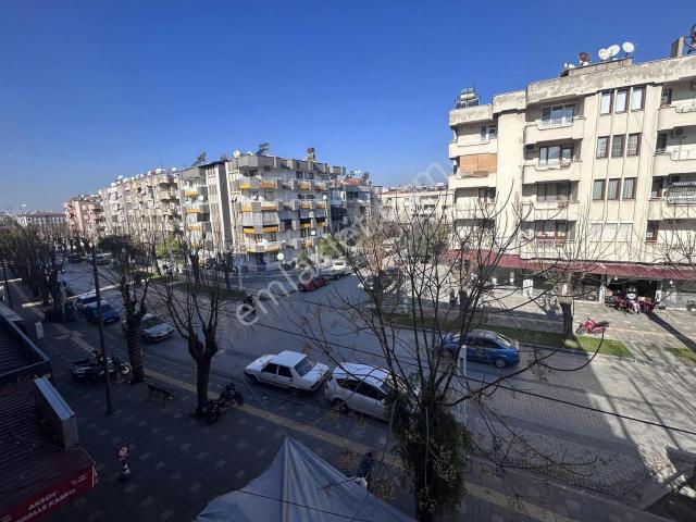 Kurtuluş Caddesi Köşe Konumlu Yatırımlık Daire !
