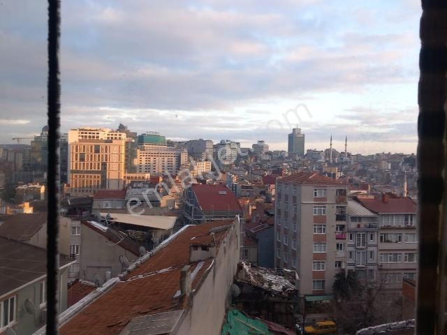 Kurtuluş Sefa Meydanın Satılık 2+1 Kupon Daire