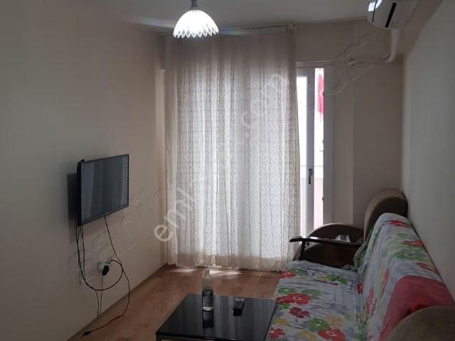 Kurtuluşta Satılık 1+1