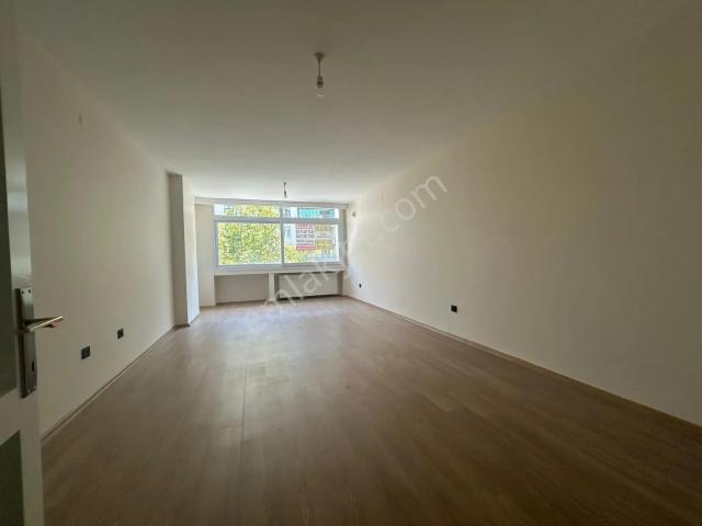 Kurtuluş ziyapaşa Bulvar Üzeri 2+1+d.gazlı Kiralık Daire.