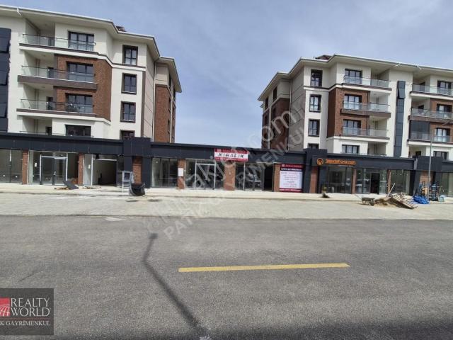 Kurumsal Zincirlere Uygun | Toki Yeni Mahallede 176m² Dev Fırsat