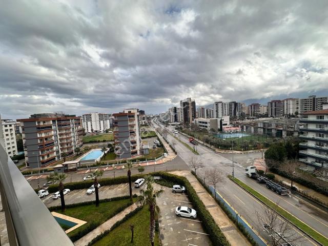 Kurşun Grup'tan Güzelyurt Mah. Lüx Sitede Eşyalı, Boş 1+1 Daire