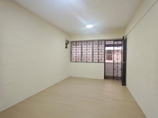 Kurau Flat Taman Koperasi Jelutong Jelutong 1st flr reno