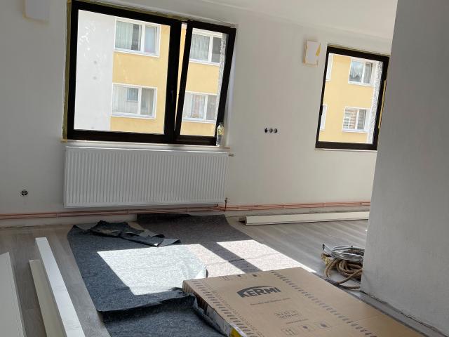 Kurfürstenstr. Helle 2 Zimmer Wohnung