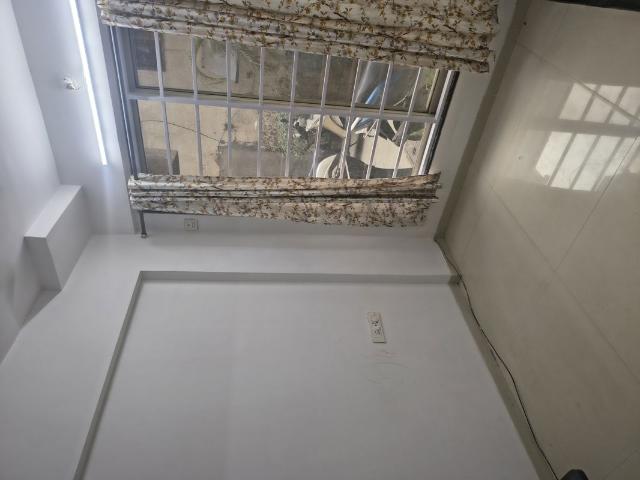 Kurla West Equnox Buisness Park Lbs Road 1 Bedroom 300 Sq. Ft. Apartment in Kurla West Mumbai Listing ID: #10216