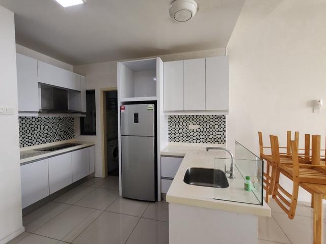 Kusuite 2room partly furnished at Kemuning Utama Shah Alam
