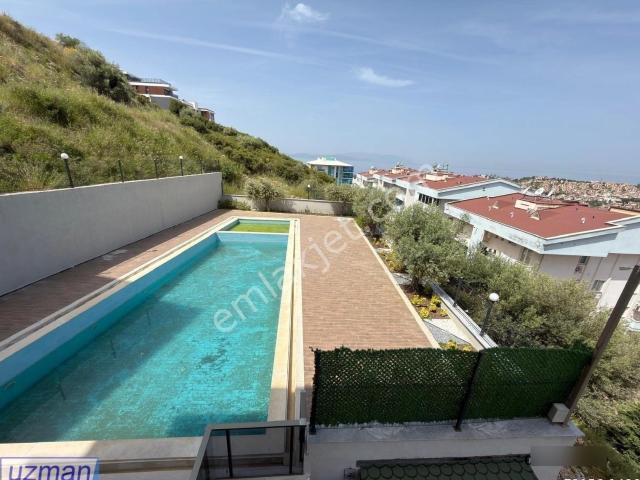 Kusadası Konforlu Lüx Fuul Manzaralı 2+1 Satılık Daire