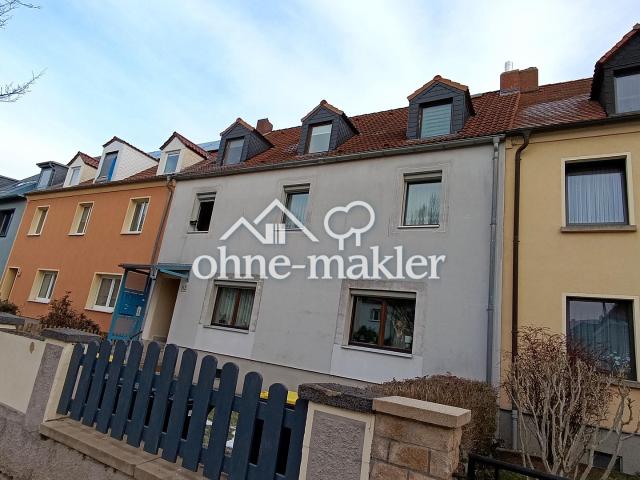 Kuschelige Dachgeschoßwohnung mit großem Gartenanteil