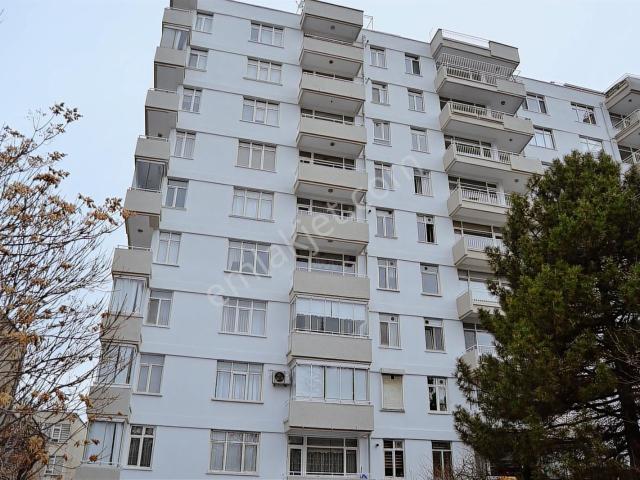 Kuttaştan 7. Cadde Üstü 360m2 2 Katlı Depo Satılık