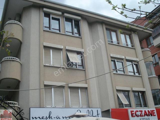 Kuttaş'tan Full Eşyalı Kazakistan Caddesi Üzerinde 3+1katta Ön