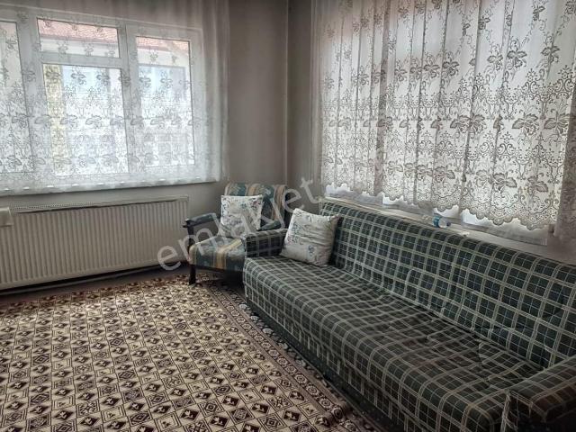 Kütahya Merkez Maltepe Mah. Satılık 3 Katlı Müstakil