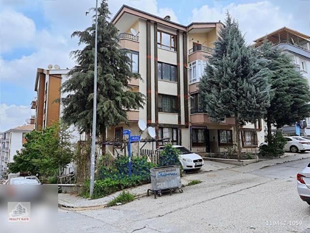 KUTLU MAH. 3+1 KATTA HARİKA LOKASYON 115 M2 SATILIK DAİRE
