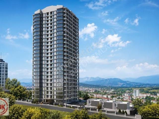 Kuvars Kule'de 17. Kat Şehir Manzaralı Kış Bahçeli 4+1 Rezidans
