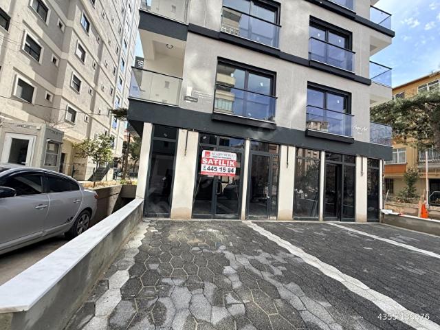 KUYUBAŞI MİNİBÜS CAD.PARALEL 60.000 GETİRİLİ 42m2 SATILIK DÜKKAN