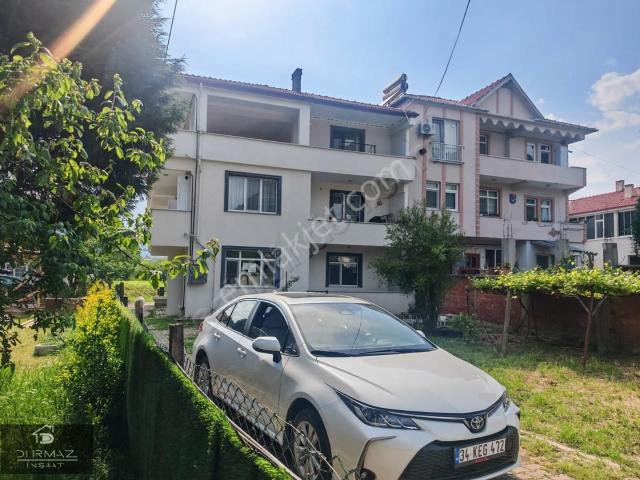 Kuzuluk akyazı Güzergahında Ulaşım Kolaylığı Sunan Kiralık 3+1!