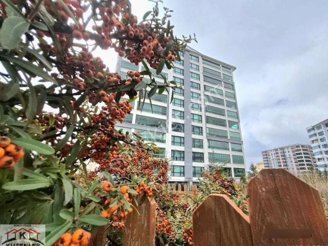 Kuzenler'dn Kredi Sıkıntısız_cadde Cep 4+1 180m2 G.odalı Teraslı