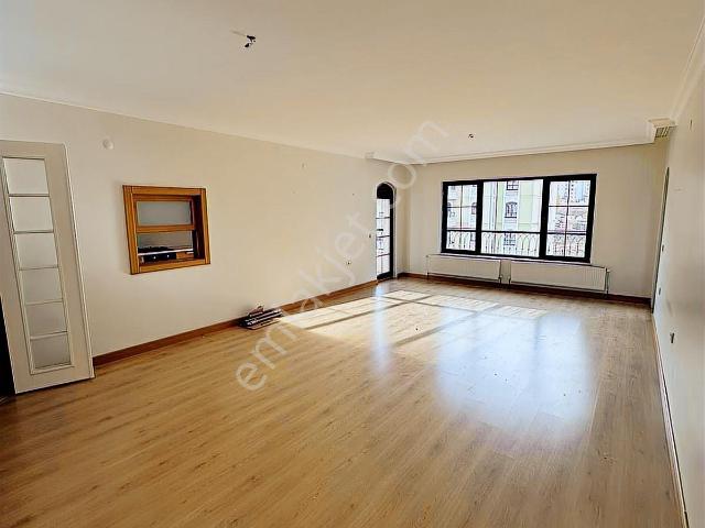 Kuzey Ankaranın Yıldızı 686 Da Kiralık 3+1 Boş Hemen Taşın Daire