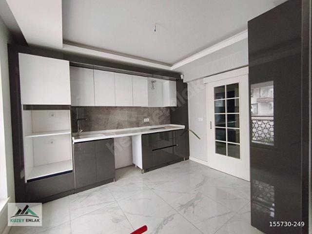 KUZEY EMLAK'TANEBEVEYN BANYOLUGİYİNME ODALI 3+1 LÜKS DAİRE
