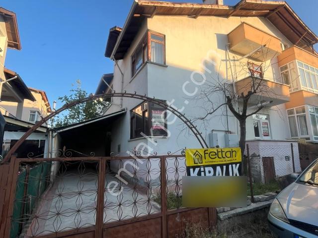 Kuzeykent Merkezinde Ayrı Mutfaklı 1+1 Müstakil Kiralık Daire