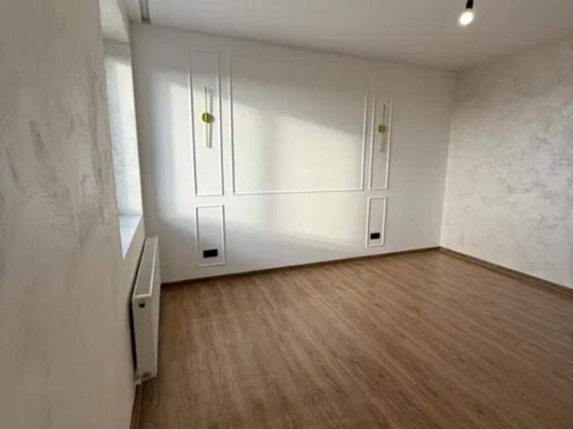квартира 43 m2 Центр