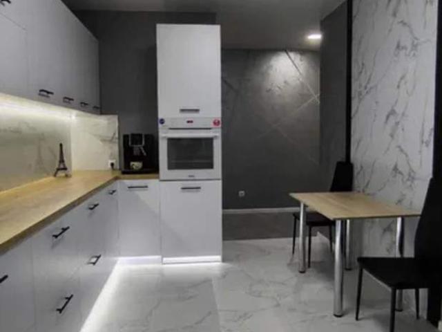 квартира 46 m2 Центр