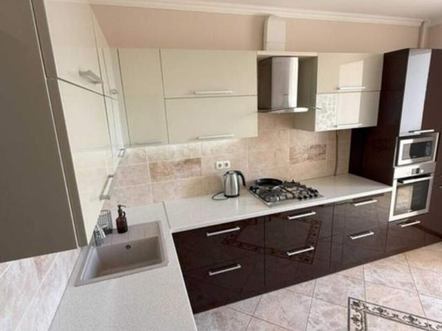 квартира 49 m2 Центр