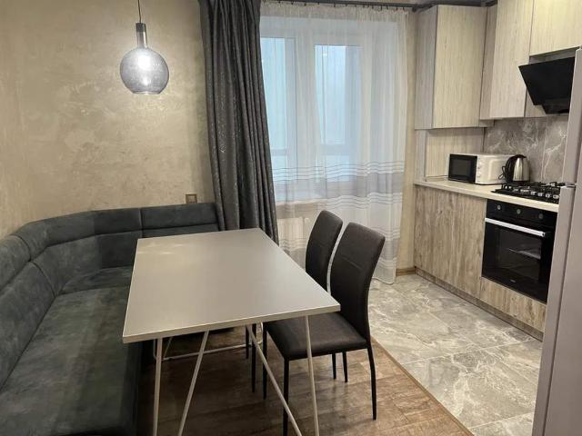квартира 51 m2 Киевский