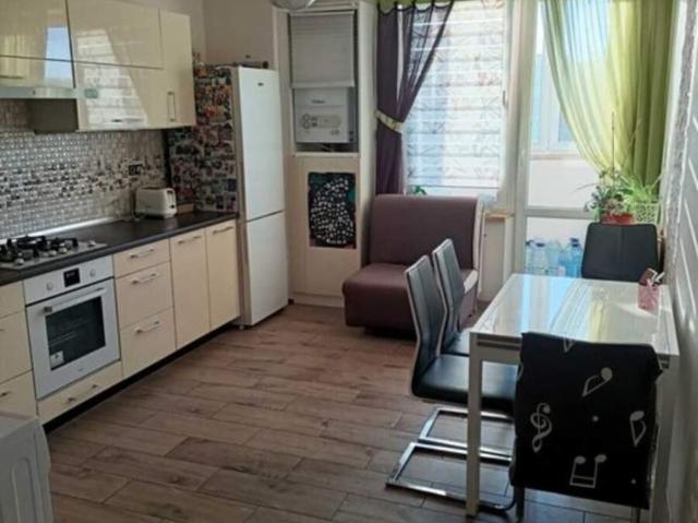 квартира 54 m2 Центр
