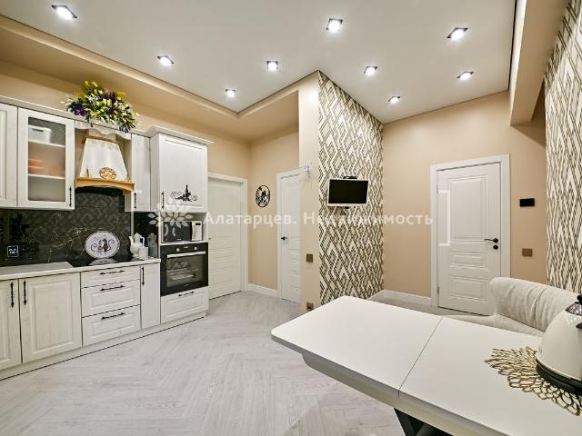 квартира 689 m2 Томск