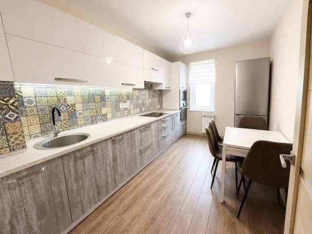 квартира 83 m2 Заречный
