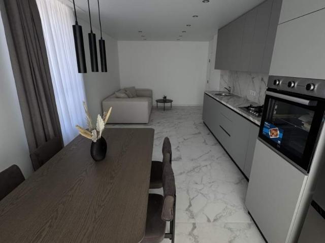 квартира 83 m2 Дружба