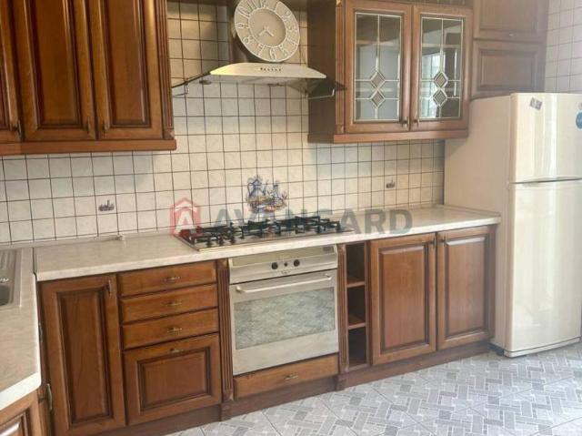 квартира 80 m2 Центр